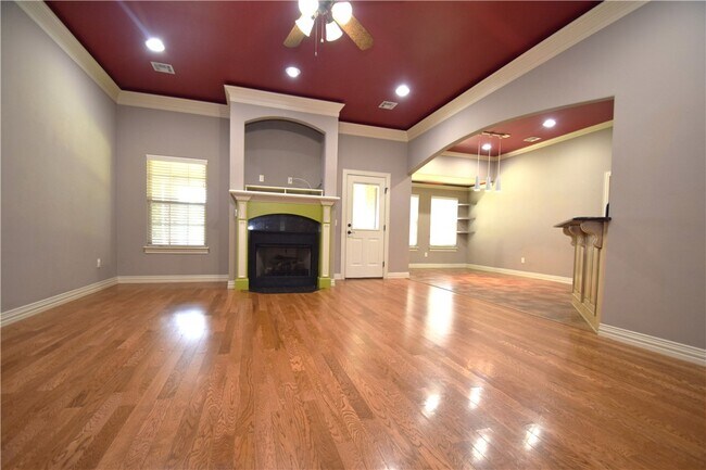 Foto del edificio - 3000 SW Pine Valley Rd