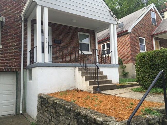 Building Photo - 2903 Montclair Ave