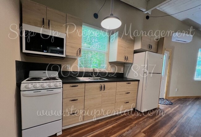 Building Photo - 22499 Parrotts Ferry Rd