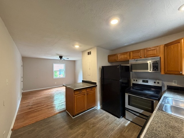 Building Photo - Room in Apartment on Oglethorpe Ave SW