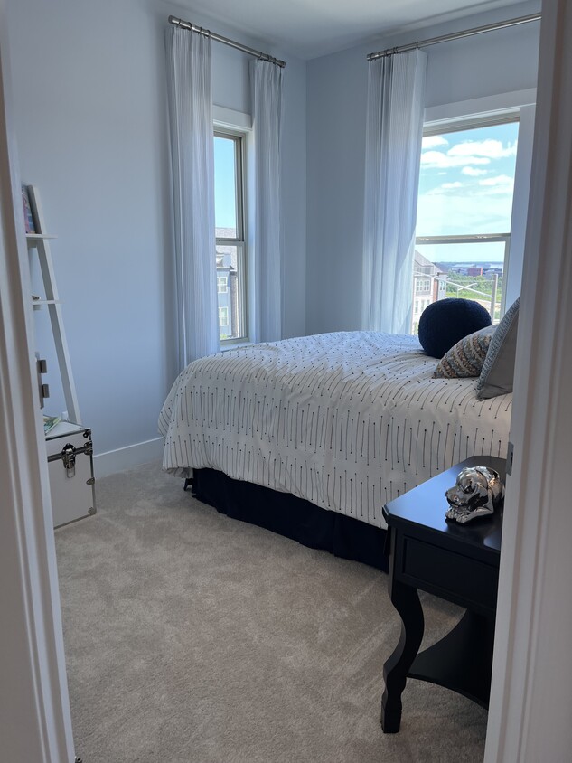 Foto principal - 8664 Woodhue Ct