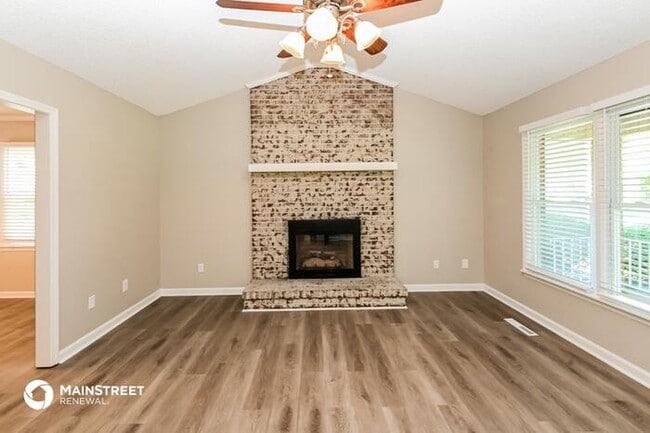 Building Photo - 2209 Crosswinds Ct