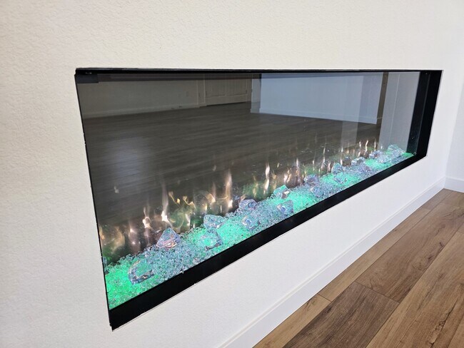 Foto del edificio - 10113 Sequoia Fls Pl