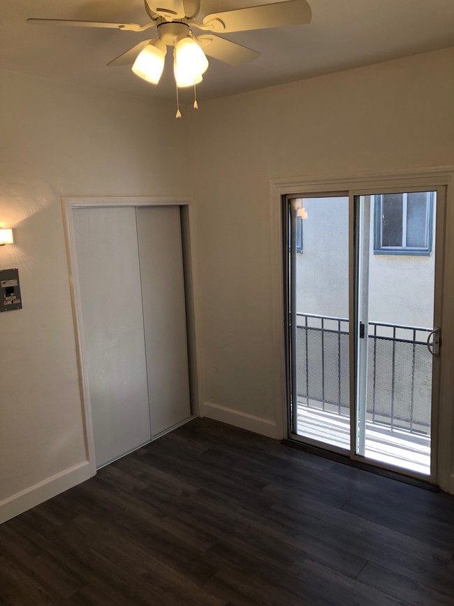 Bedroom - 1352 S Burnside Ave