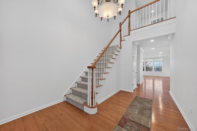 Foto del edificio - 5 Clearwater Ct