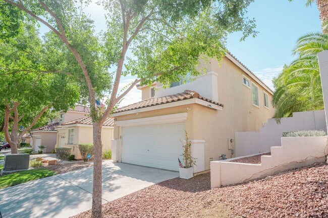 Building Photo - Charming 4-bedroom, 2.5-bathroom home in c...