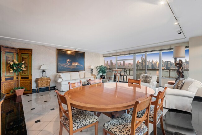 Foto del edificio - 6050 Boulevard E