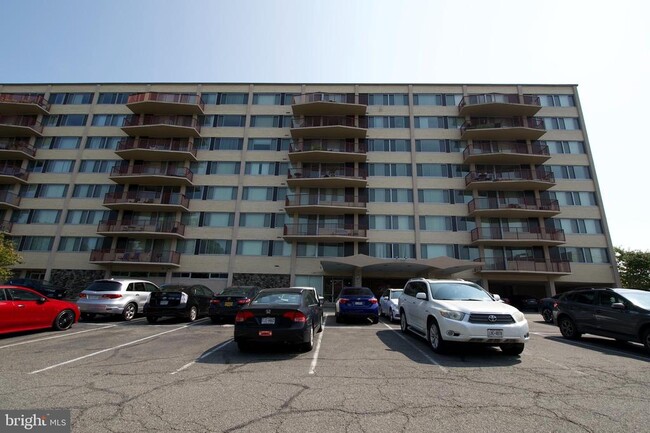 Building Photo - 5353 Columbia Pike