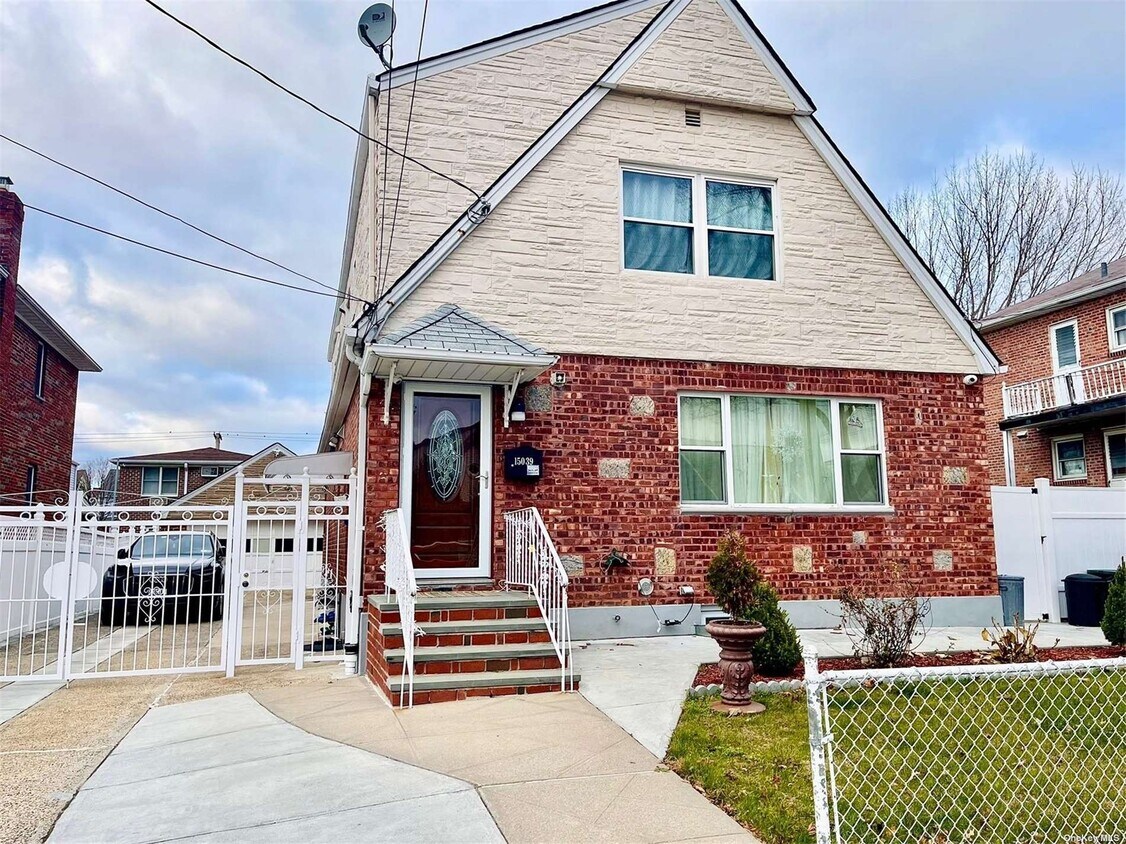 15039 21st Ave, Queens, NY 11357 House Rental in Queens, NY