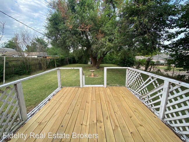 Foto del edificio - 3 br, 1 bath House - 3901 S Youngs Blvd