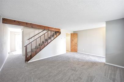 Building Photo - 428 1st Ave N