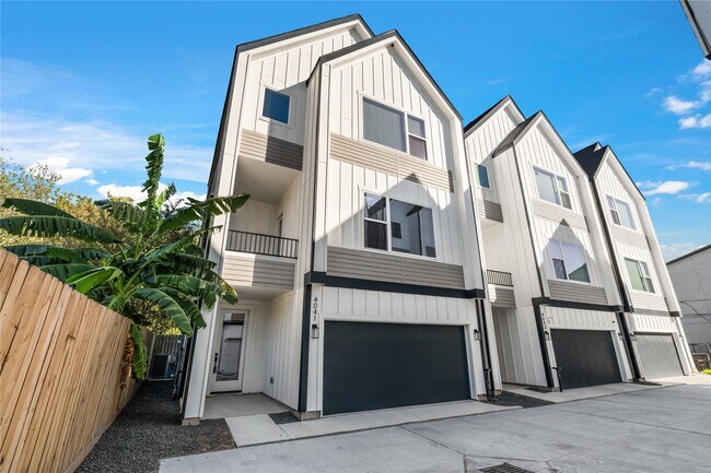 Foto del edificio - 4039 Buck St