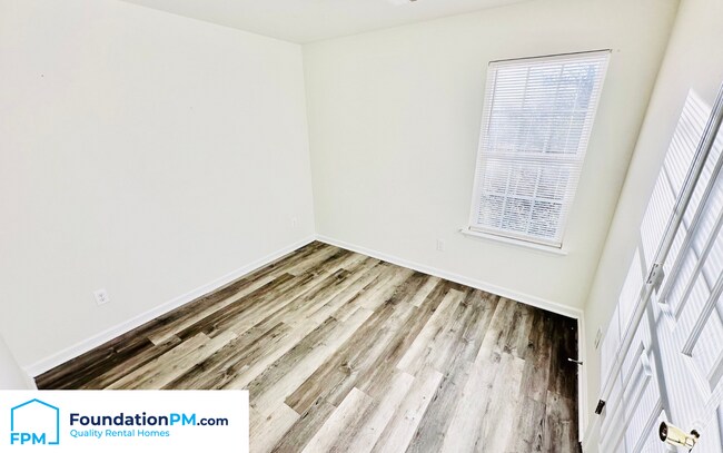 Foto del edificio - 3721 Hawkins Mill Rd