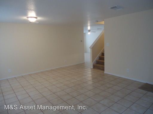 Building Photo - 103 Viking Oak