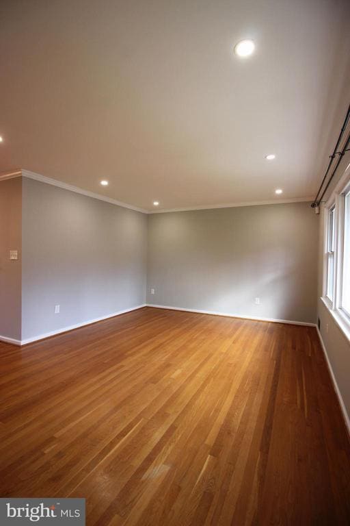Building Photo - 102 Yeonas Dr SE