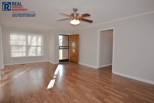 Foto del edificio - Amazing 3BR/2BA one-level M'boro home on 1+ acre, Siegel middle/high