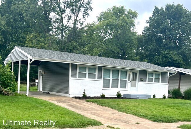 Building Photo - 3 br, 1 bath House - 1055 Canisius Ln.