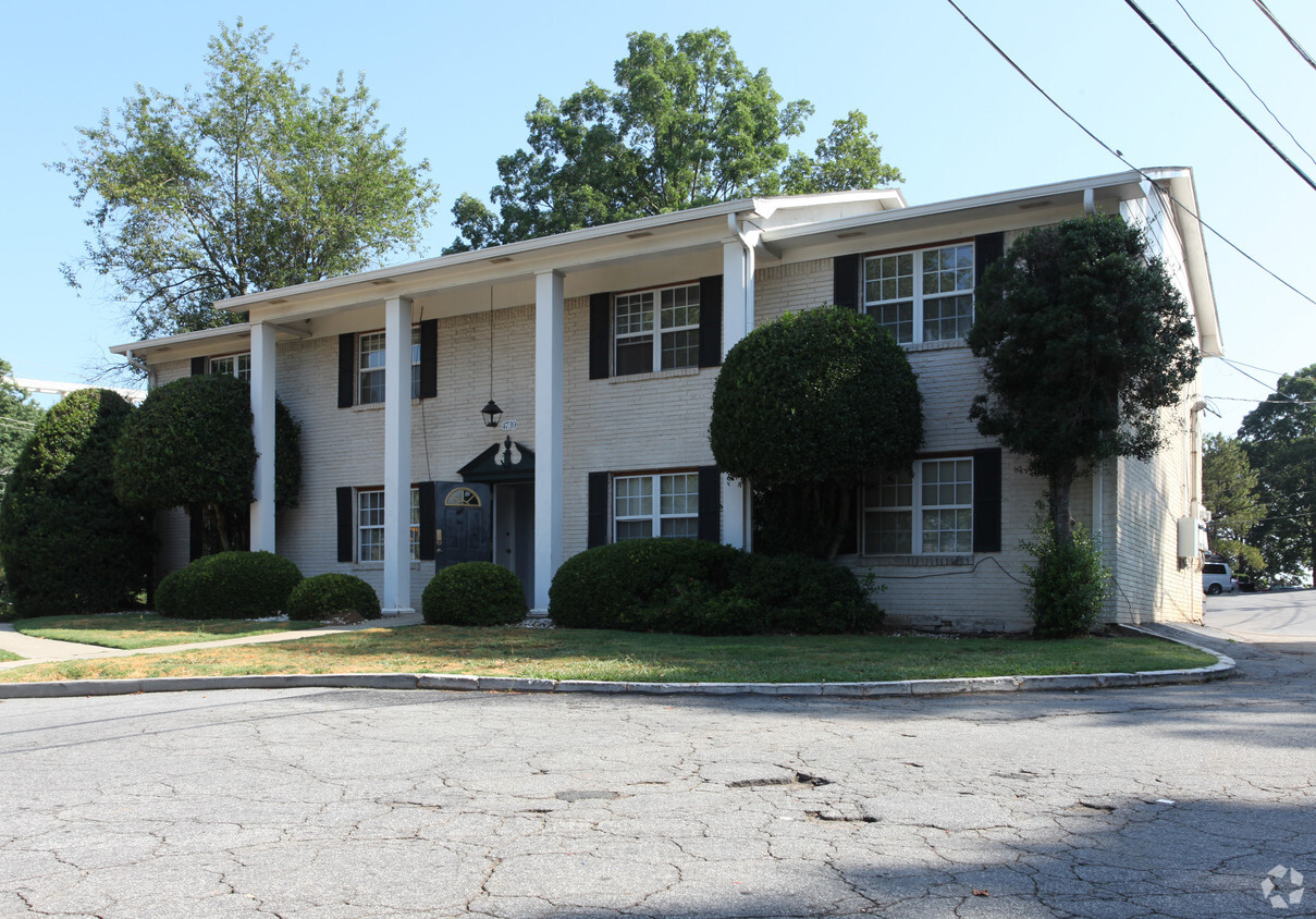 Building Photo - Huntington Terrace