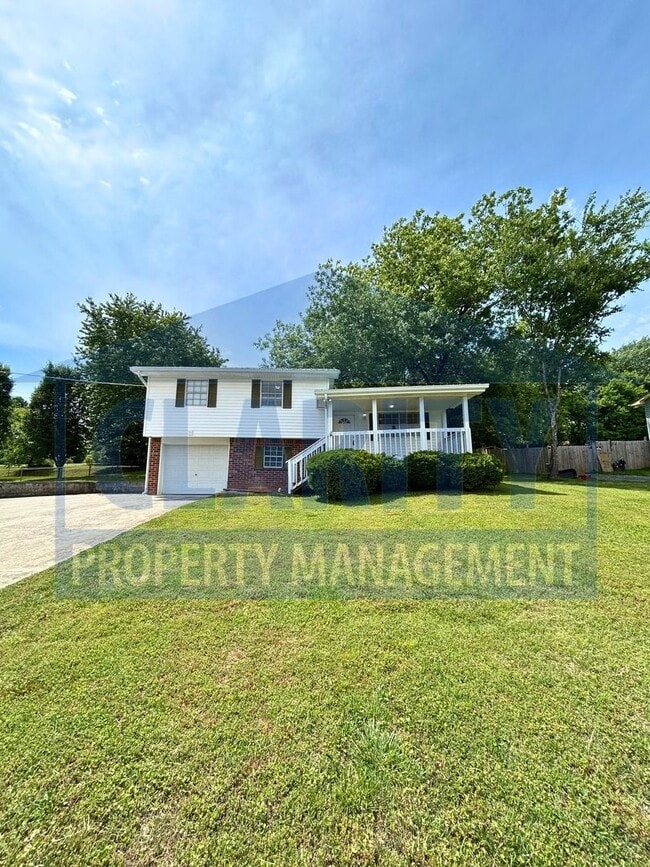 Building Photo - 3891 Rolling Brook Cir