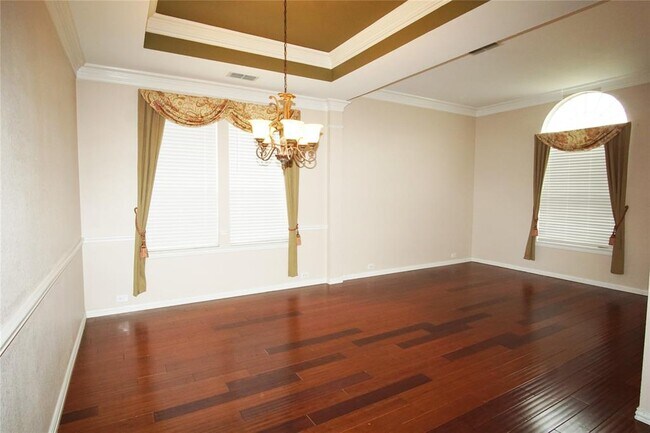 Foto del edificio - 836 Roaring Springs Rd