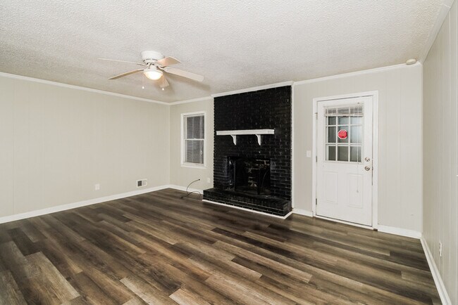 Building Photo - 651 Cedar Field Ln