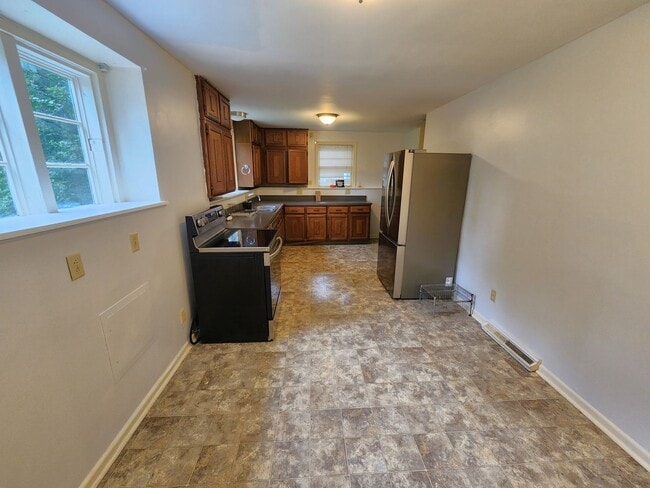 Building Photo - 1812 SW Pembroke Ln