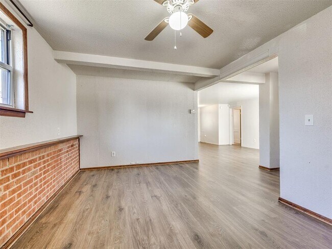 Foto del edificio - 3637 Firethorn Dr