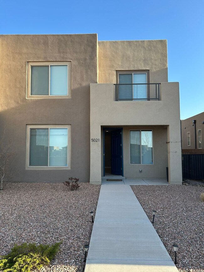 Building Photo - 5021 Wheeler Ln