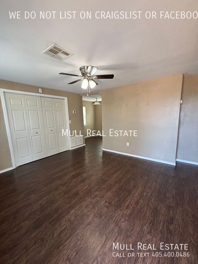 Photo - 1830 S Stonewall Ave House