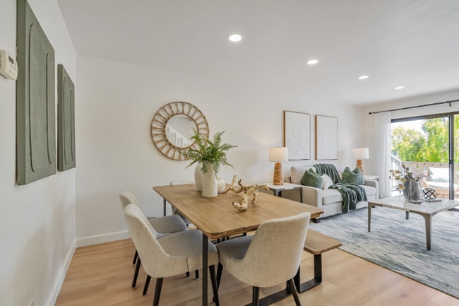 Foto del edificio - 843 Juno Ln
