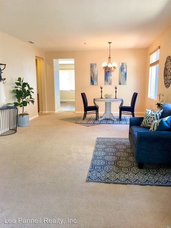 Building Photo - 3 br, 2 bath House - 115 Crestwood Lane