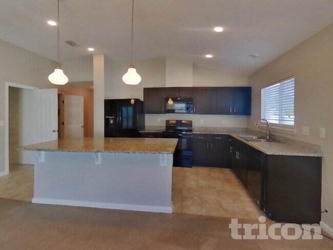 Foto del edificio - 97529 Albatross Dr