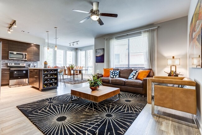 Foto del edificio - Don’t Just Dream It – Live It in Katy 2/2!