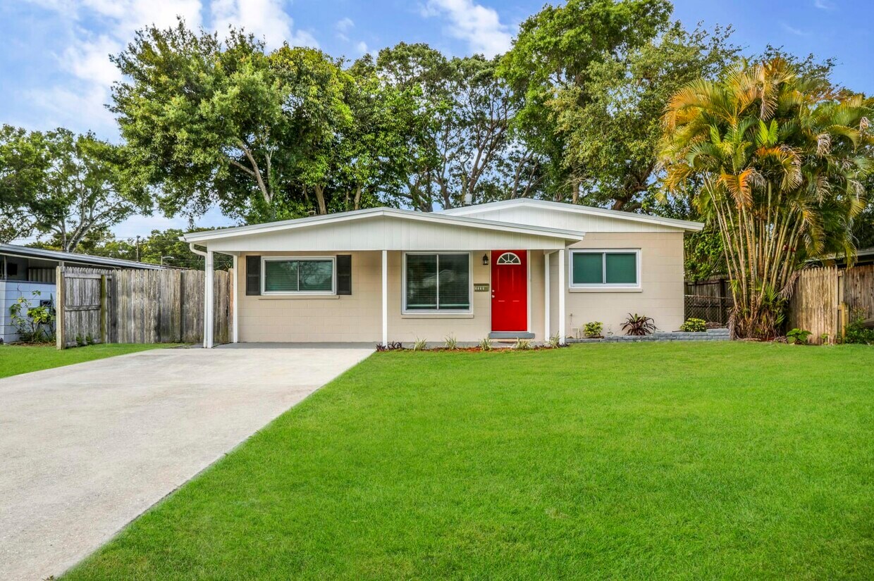 Foto principal - 1320 54Th Ave N