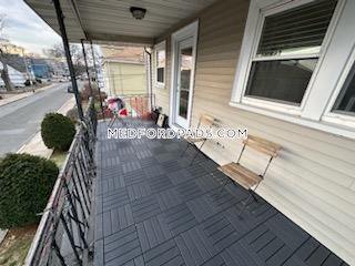 Foto del edificio - 82 Billings Ave