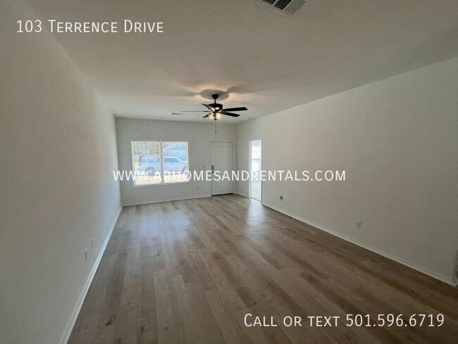 Building Photo - 103 Terrence Dr