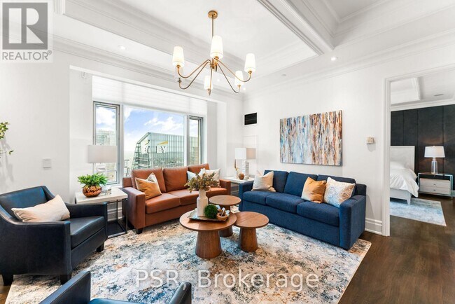 Photo du bâtiment - 311-4311 Bay St.