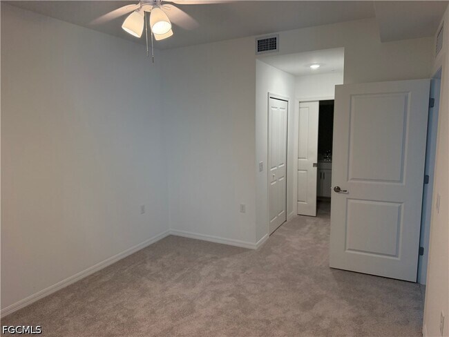Foto del edificio - 18411 Copperhead Dr