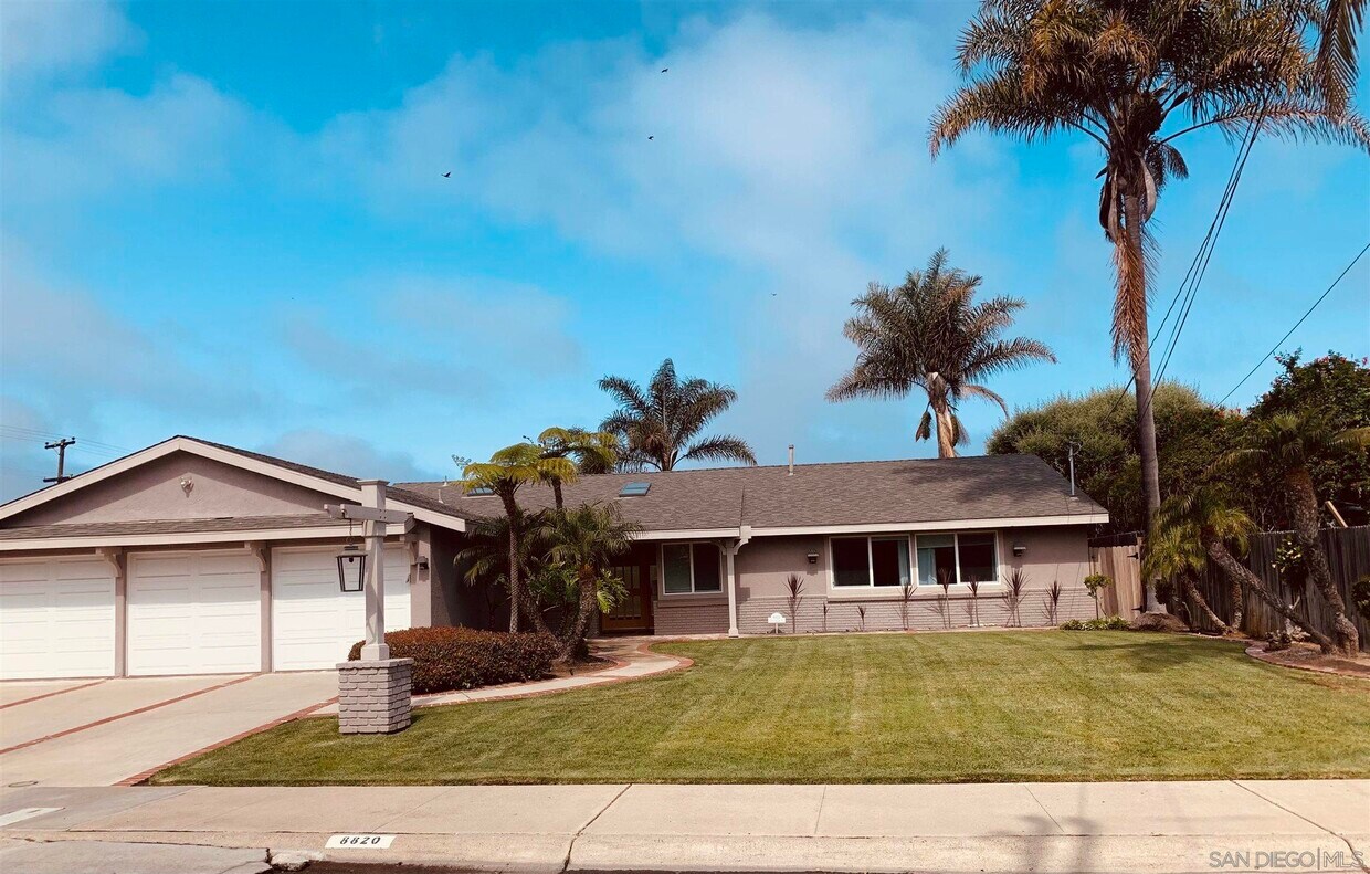 Primary Photo - 8820 Nottingham Pl