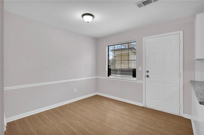 Foto del edificio - 3033 Parkside Ct