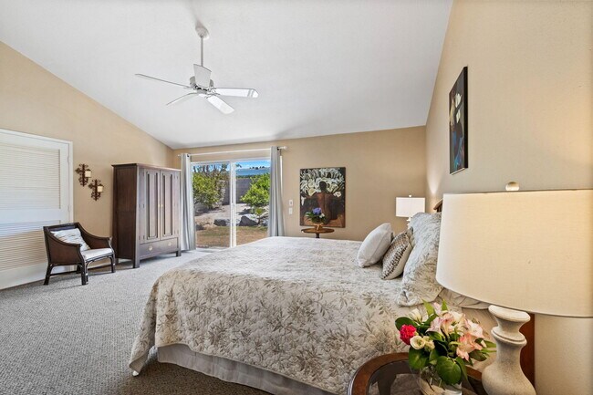 Foto del edificio - 73165 Haystack Rd