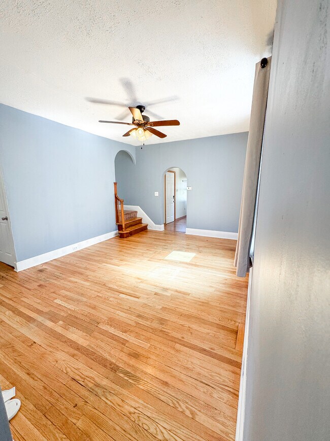 Foto del edificio - 1615 Poplar St