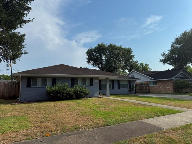 Building Photo - 5811 McKnight St