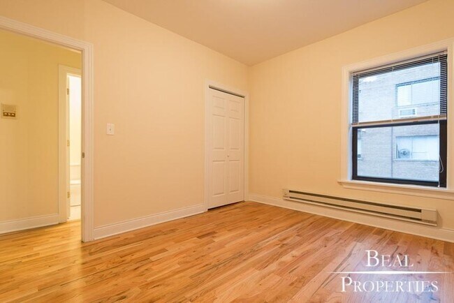Foto del edificio - 1 bedroom in CHICAGO IL 60657