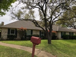 Building Photo - 16325 Lauder Ln