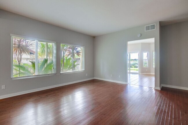 Building Photo - **Available Now*** Encinitas,  4 bedroom, ...