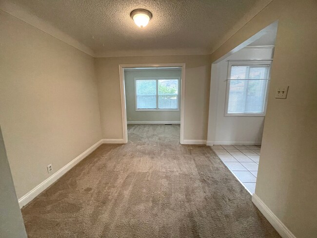 Foto del edificio - Two Bedroom Home in South San Francisco Ne...