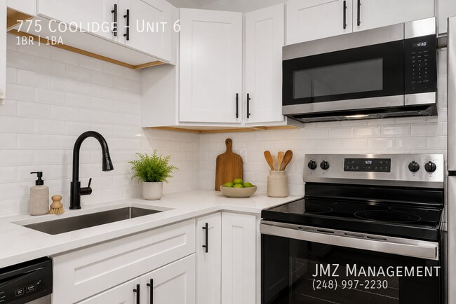 Building Photo - 775 Coolidge-Unit 6