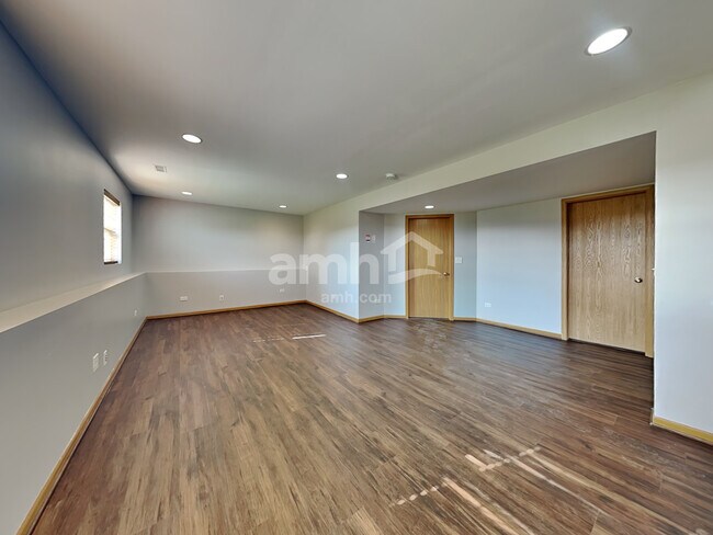 Building Photo - 25711 S Daffodil Ln