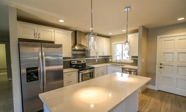 Foto del edificio - 8731 E Sandalwood Dr